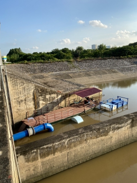 BƠM PHAO CONTAINER